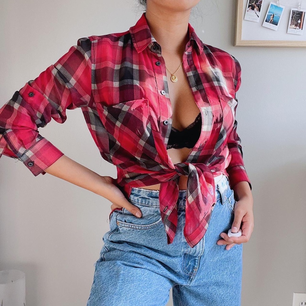 Gorgeous red and black long sleeve checkered button up shirt.